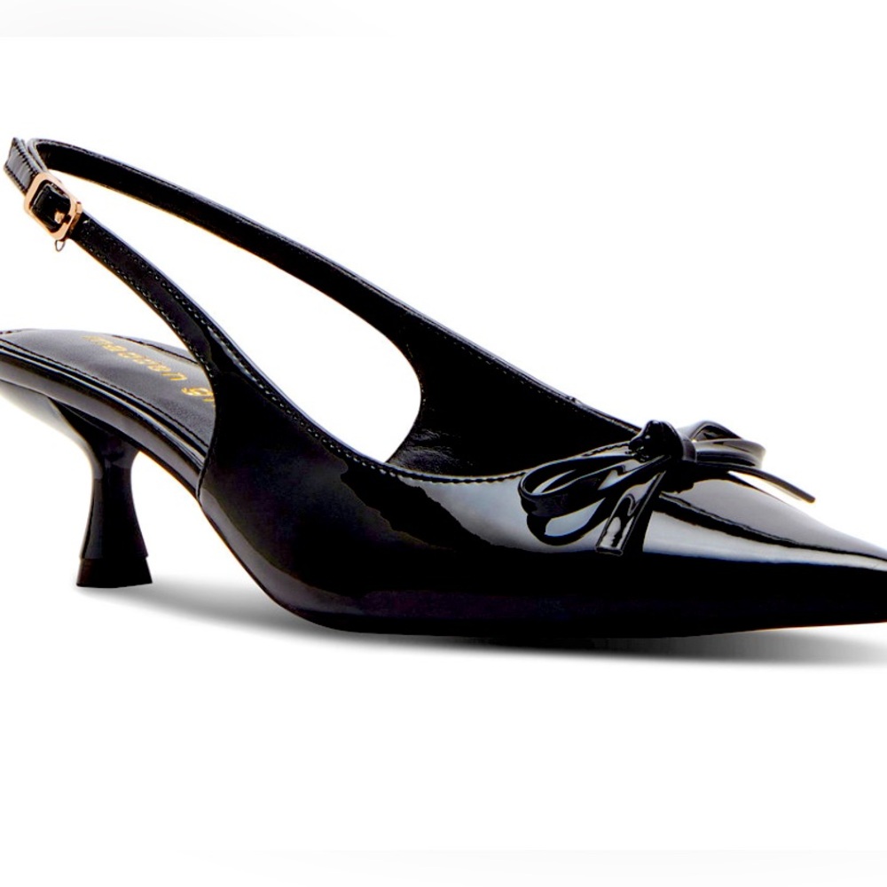 Vogue Black Patent Leather Kitten Heels with Bow